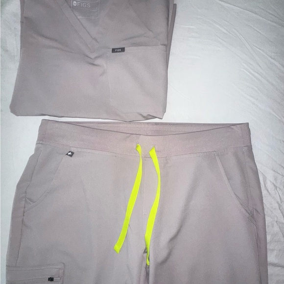 Figs Other - NEW - Figs Women's Scrub Pant and Top in Slate